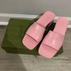 Gucci Pink Women's Slide Sandals